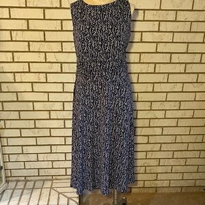Sleeveless Navy and White Printed Midi Dress
